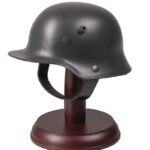 GERMAN M16 HELMET MINIATURE WITH STAND 16402000 picture#0